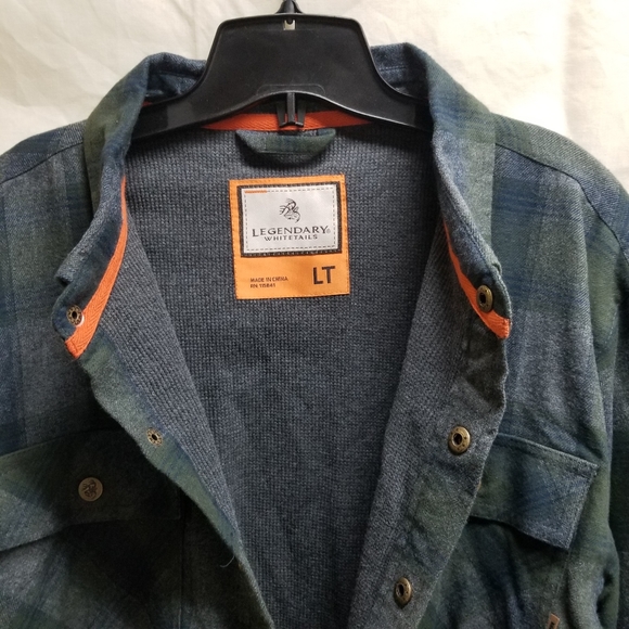 Legendary Whitetails Plaid Large - Picture 2 of 6